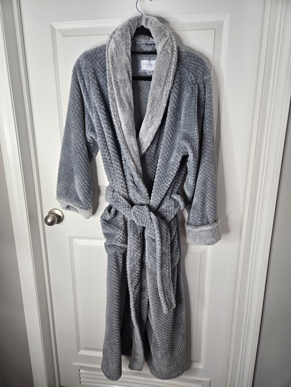 Midnight by Carole Hochman Plush Light Gray Fuzzy Robe - Soft Texture